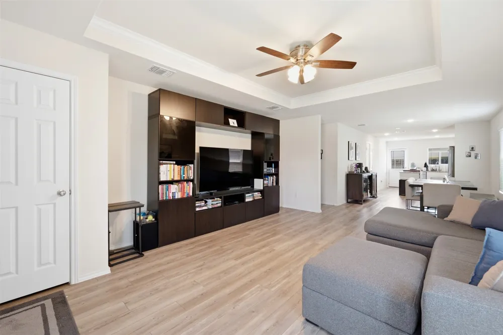 16028 Crews Avenue Haslet, TX 76052
