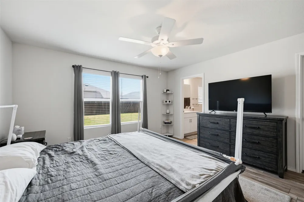 16028 Crews Avenue Haslet, TX 76052