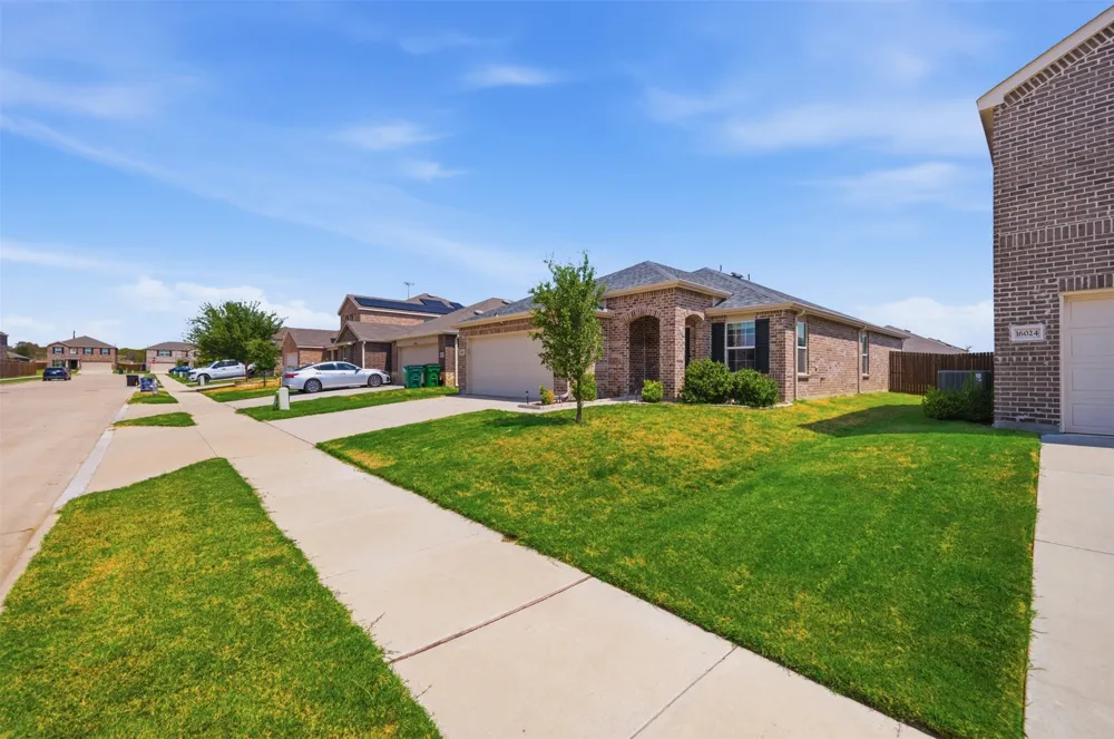 16028 Crews Avenue Haslet, TX 76052