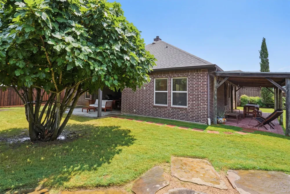305 Delaware Street Burleson, TX 76028