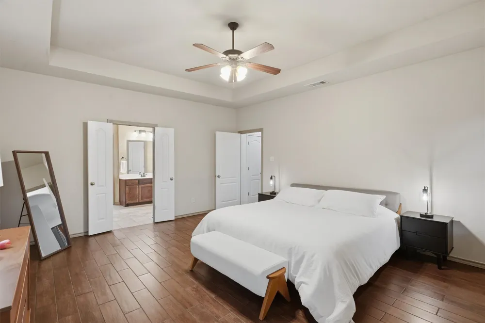 305 Delaware Street Burleson, TX 76028