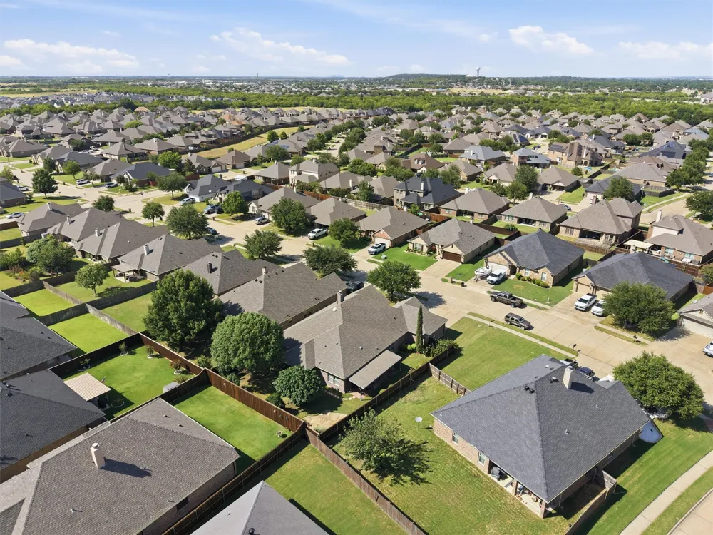 305 Delaware Street Burleson, TX 76028