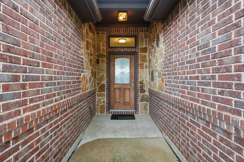 305 Delaware Street Burleson, TX 76028