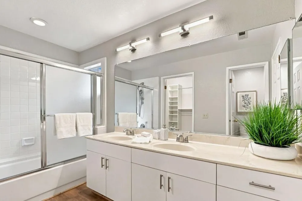 172 Ada Avenue #10 Mountain View, CA 94043