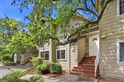 172 Ada Avenue #10
