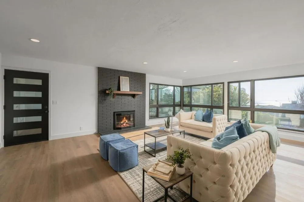 295 Edgewood Drive Foster City, CA 94404