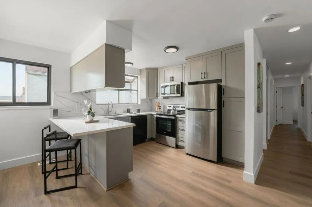 295 Edgewood Drive Foster City, CA 94404