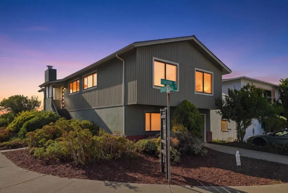 295 Edgewood Drive Foster City, CA 94404