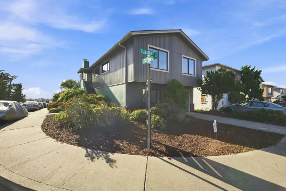 295 Edgewood Drive Foster City, CA 94404