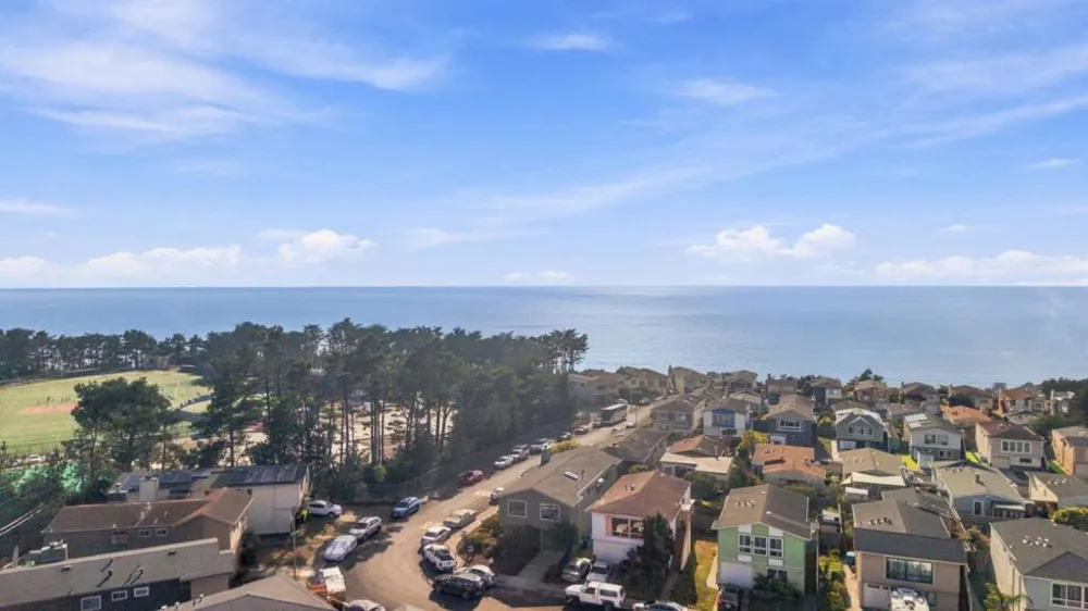 295 Edgewood Drive Foster City, CA 94404