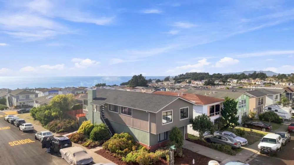 295 Edgewood Drive Foster City, CA 94404