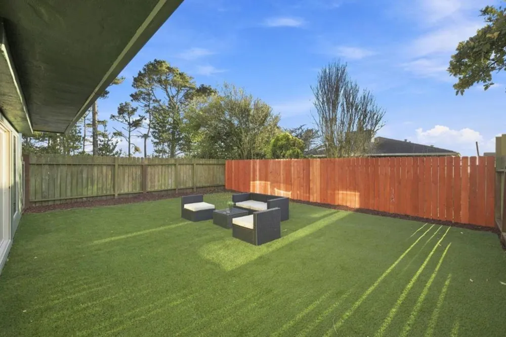 295 Edgewood Drive Foster City, CA 94404