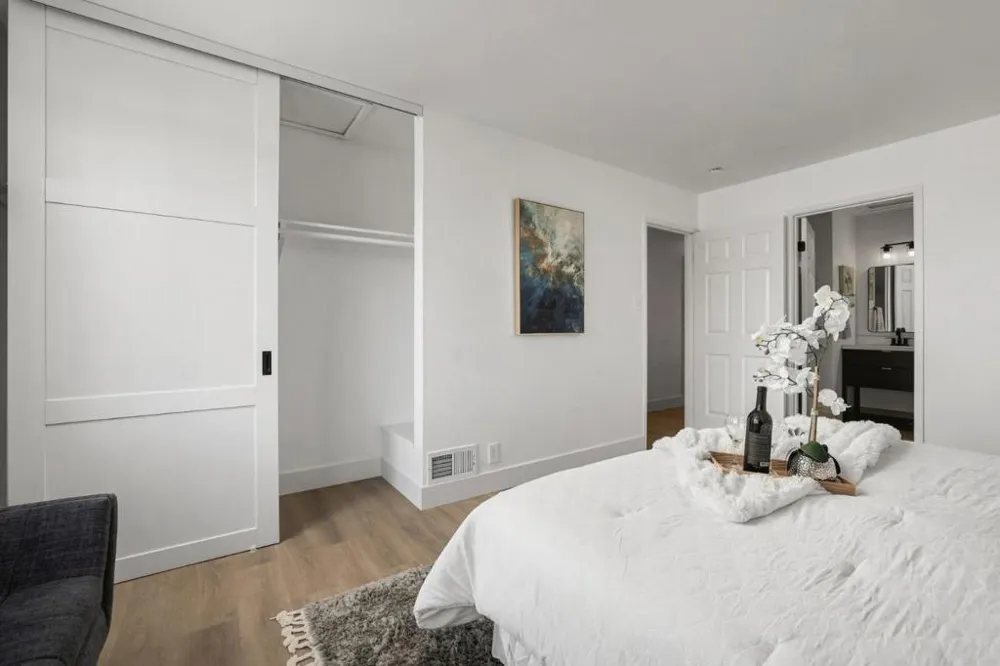 295 Edgewood Drive Foster City, CA 94404