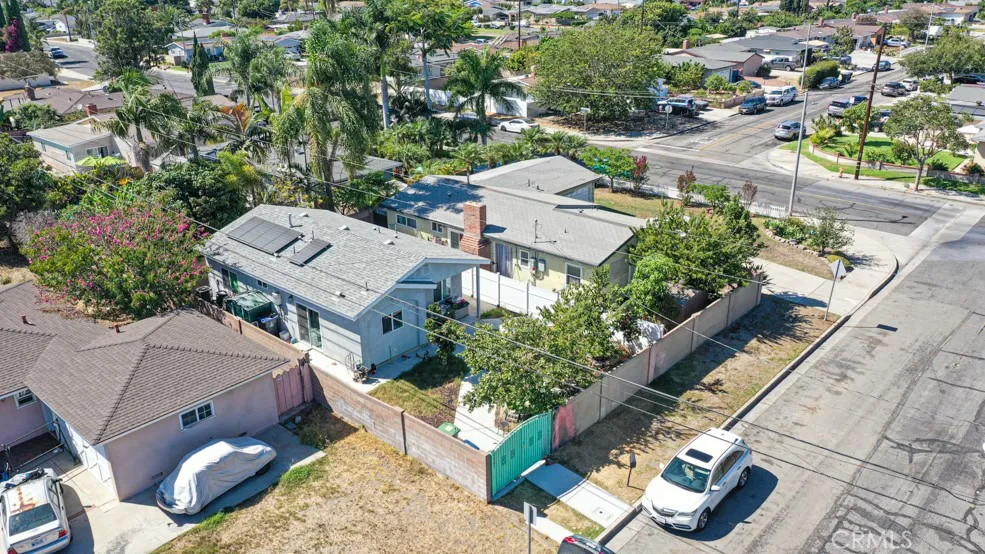 11812 Banner Garden Grove, CA 92843