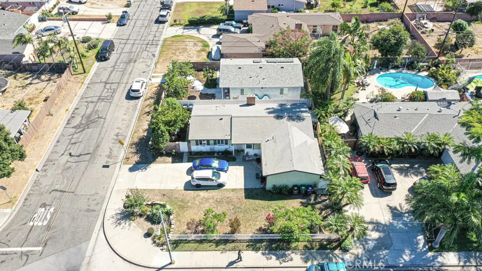 11812 Banner Garden Grove, CA 92843
