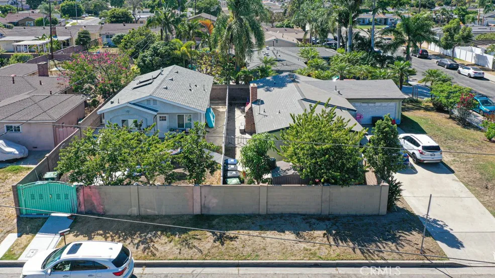 11812 Banner Garden Grove, CA 92843