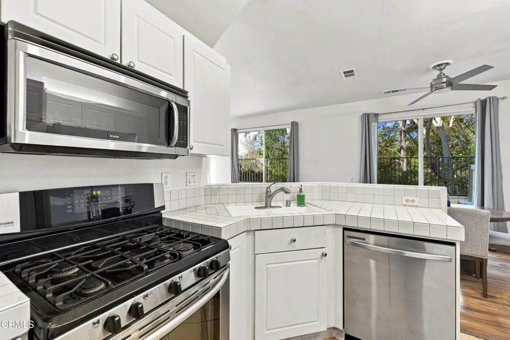 26951 Hillsborough Parkway #47 Valencia, CA 91354
