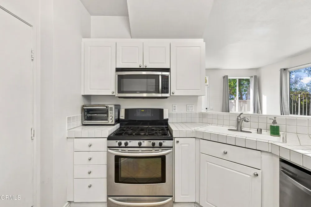 26951 Hillsborough Parkway #47 Valencia, CA 91354