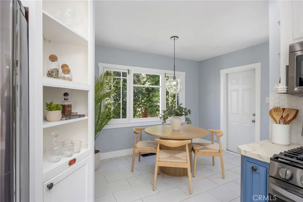 24 Lindero Long Beach, CA 90803