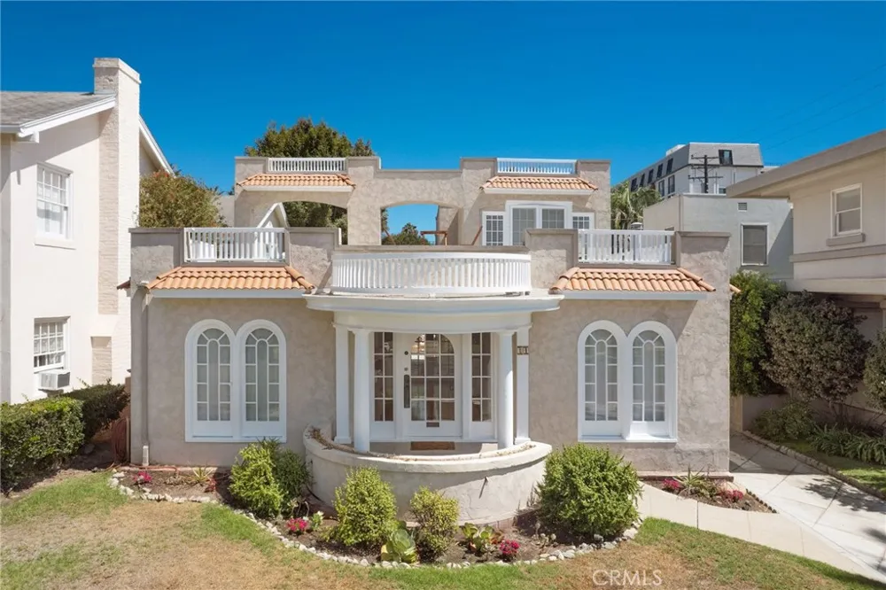 24 Lindero Long Beach, CA 90803