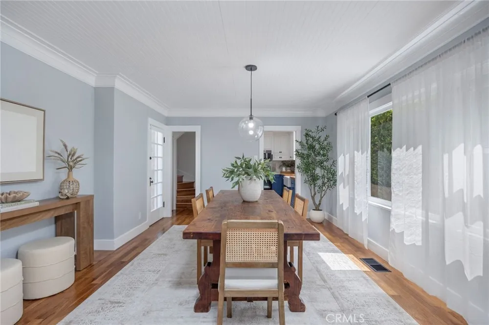 24 Lindero Long Beach, CA 90803