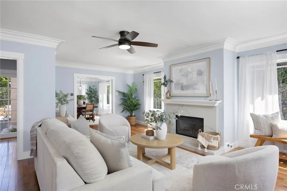 24 Lindero Long Beach, CA 90803