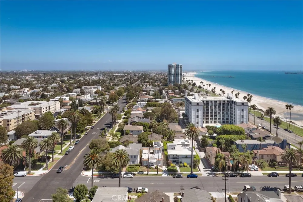 24 Lindero Long Beach, CA 90803