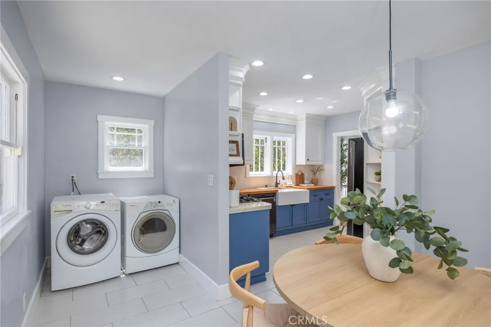 24 Lindero Long Beach, CA 90803