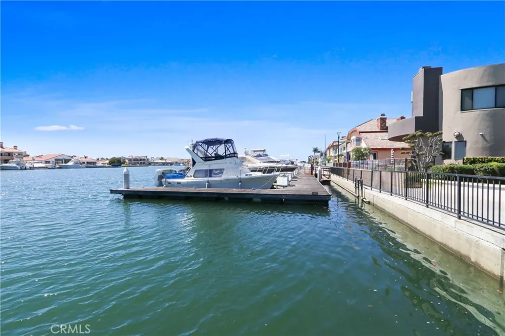 3561 Venture Drive Huntington Beach, CA 92649