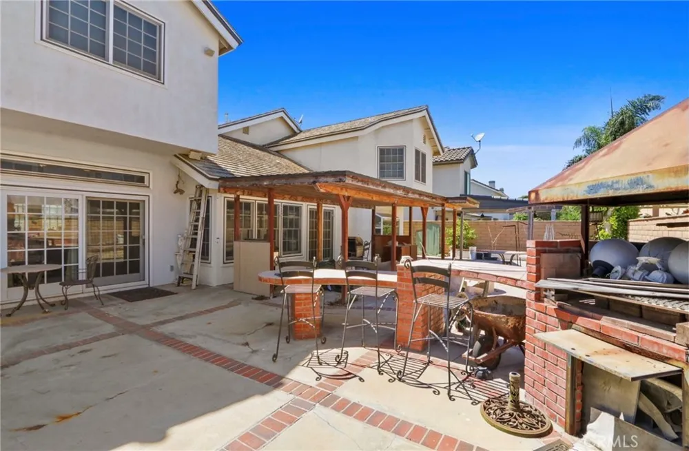 3561 Venture Drive Huntington Beach, CA 92649