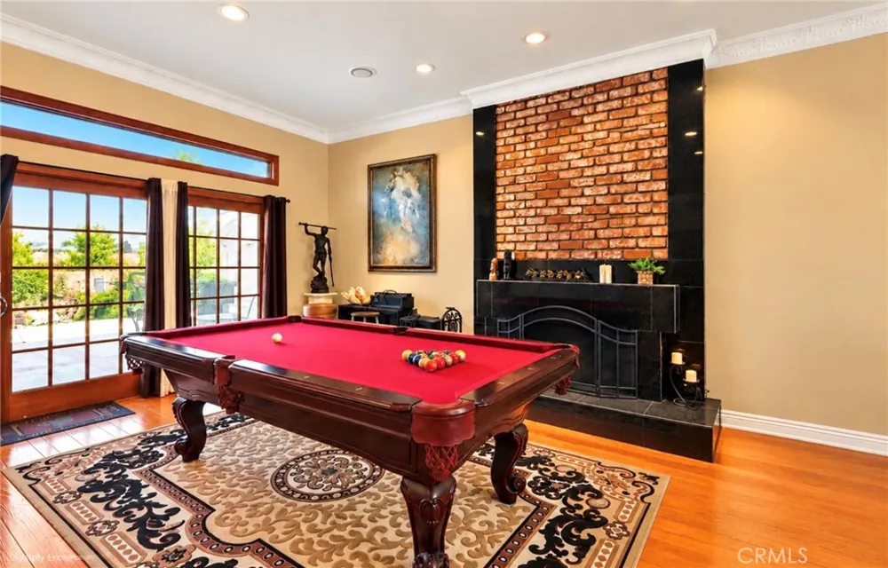 3561 Venture Drive Huntington Beach, CA 92649
