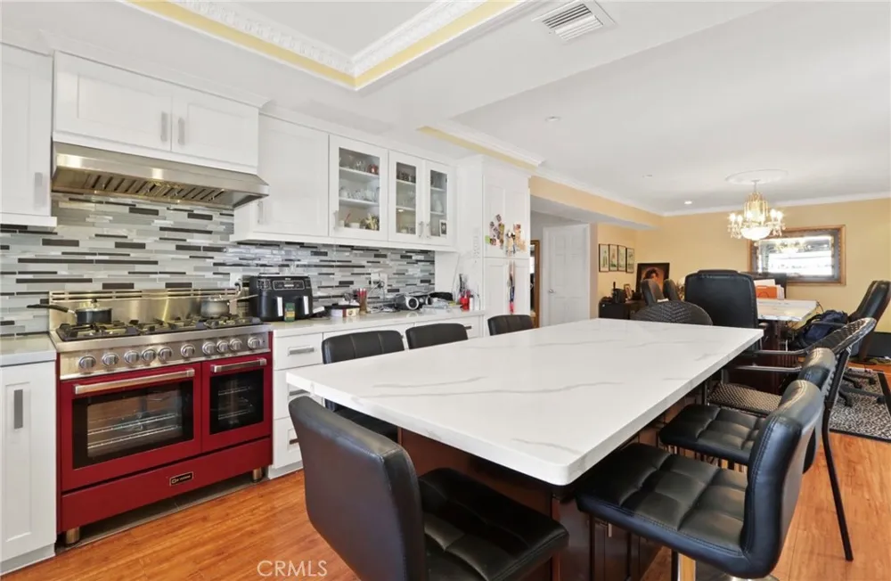 3561 Venture Drive Huntington Beach, CA 92649