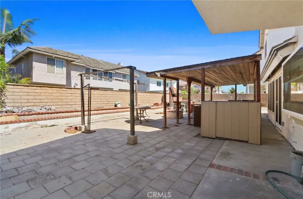 3561 Venture Drive Huntington Beach, CA 92649