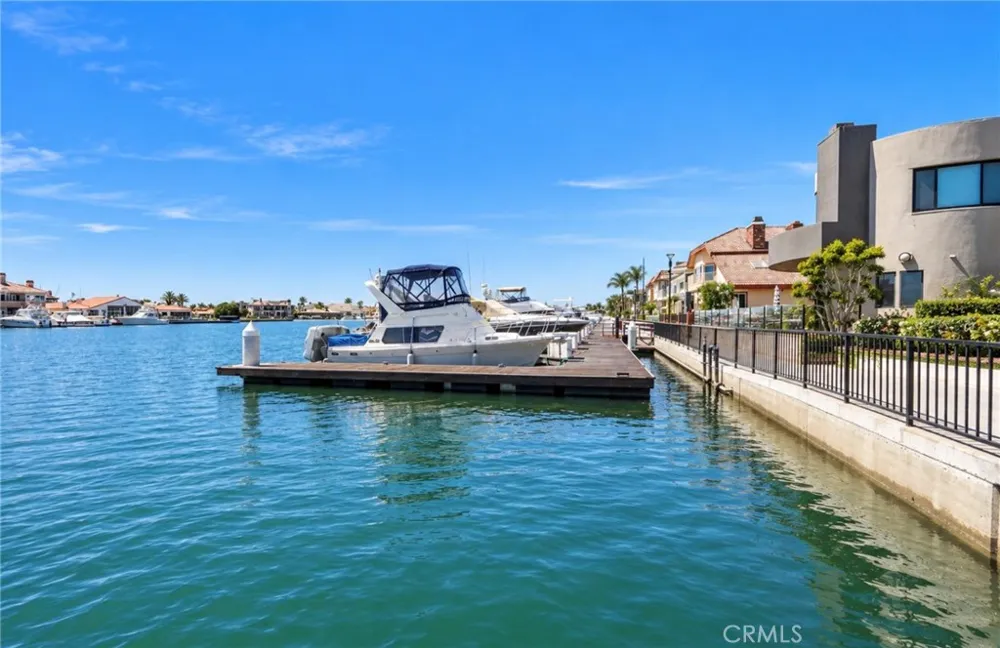 3561 Venture Drive Huntington Beach, CA 92649