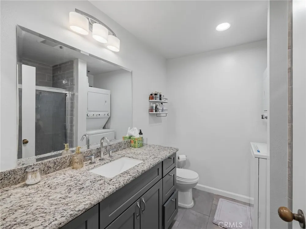 222 S Central Avenue #200 Los Angeles, CA 90012