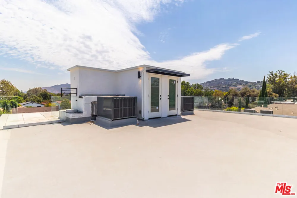4293 Tujunga Avenue #1/2 Studio City, CA 91604
