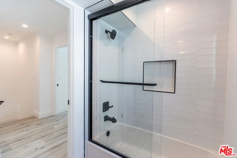 4293 Tujunga Avenue #1/2 Studio City, CA 91604