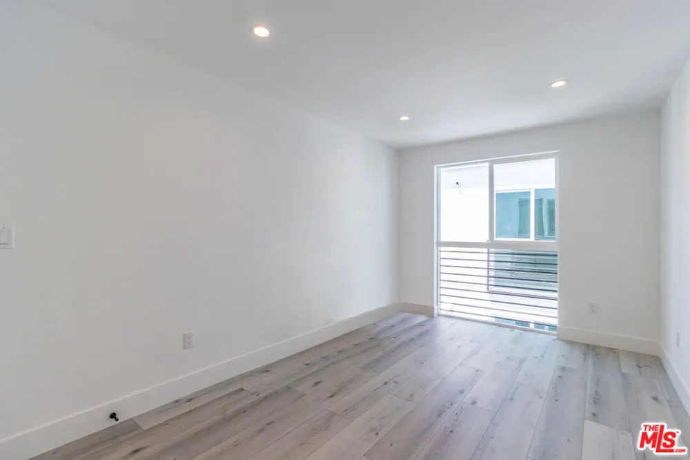 4293 Tujunga Avenue #1/2 Studio City, CA 91604