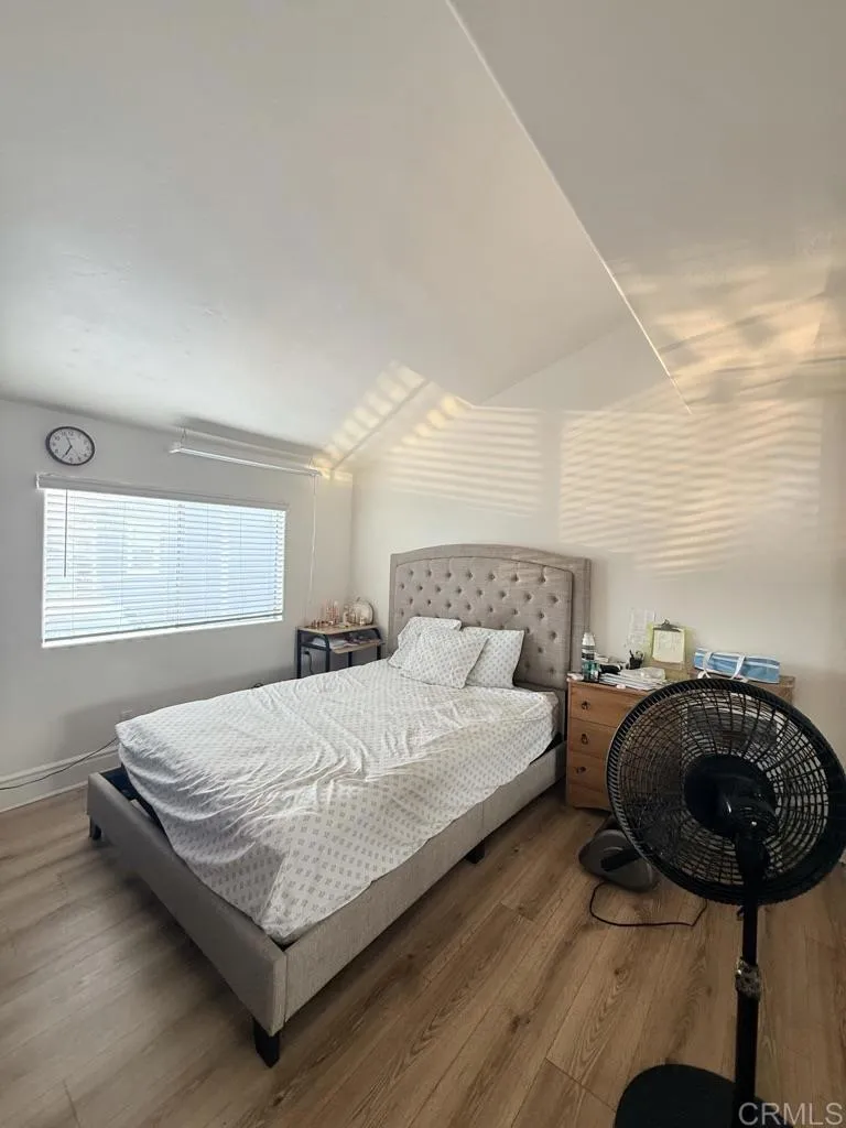 400 MELROSE DRIVE #22 Vista, CA 92083
