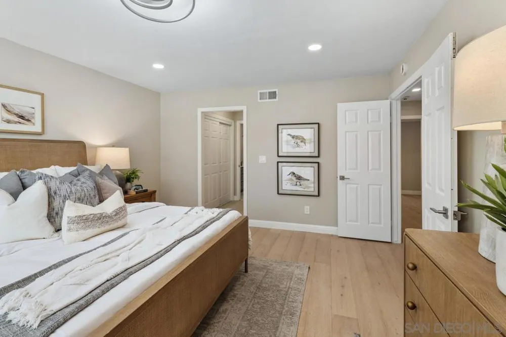 1728 Caminito Ardiente La Jolla, CA 92037