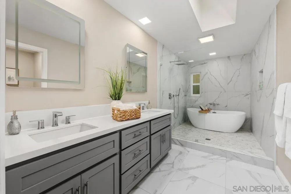 1728 Caminito Ardiente La Jolla, CA 92037
