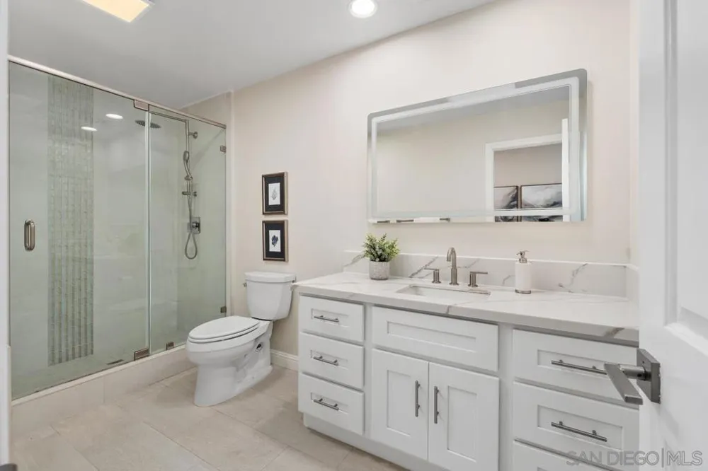 1728 Caminito Ardiente La Jolla, CA 92037