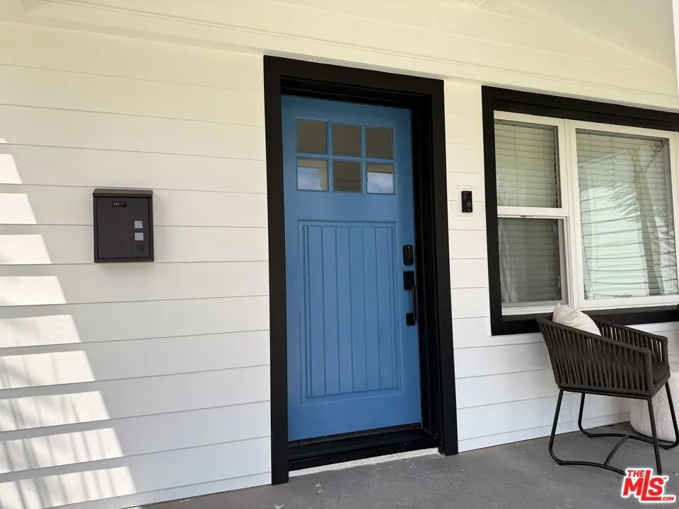5873 W 74th Street Los Angeles, CA 90045