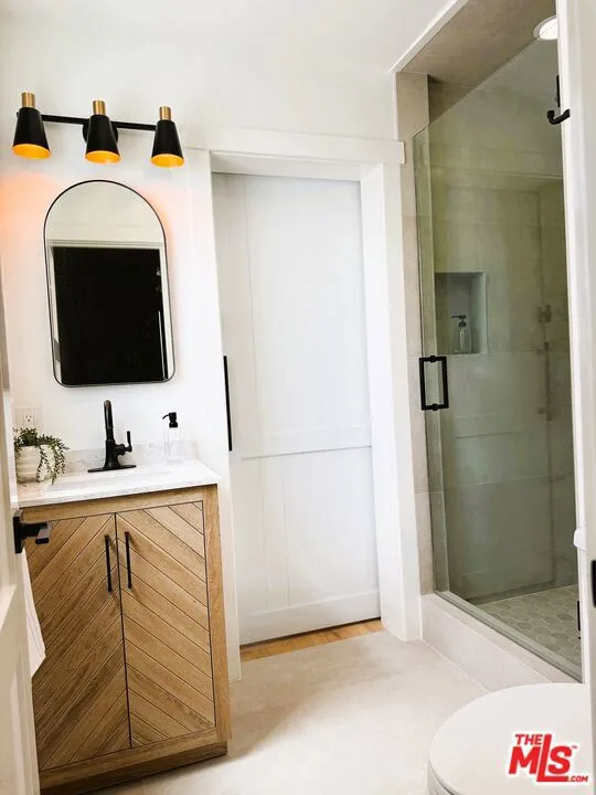 5873 W 74th Street Los Angeles, CA 90045