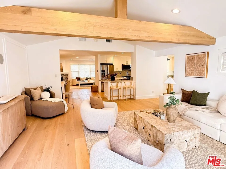 5873 W 74th Street Los Angeles, CA 90045