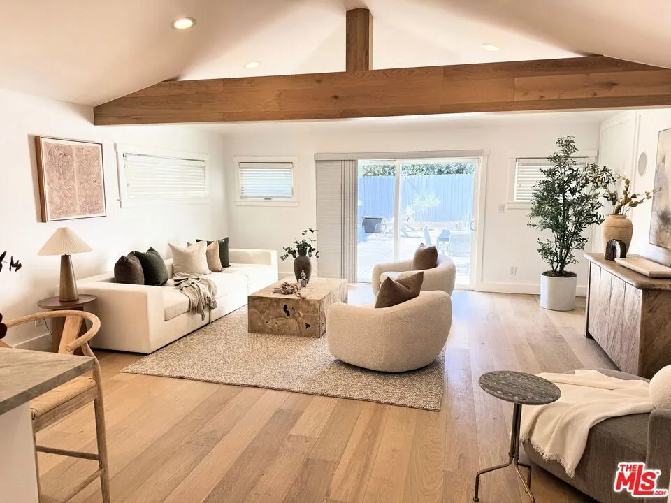 5873 W 74th Street Los Angeles, CA 90045