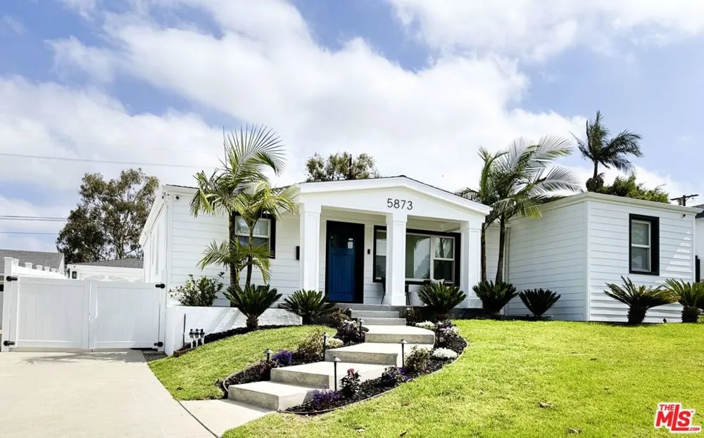 5873 W 74th Street Los Angeles, CA 90045