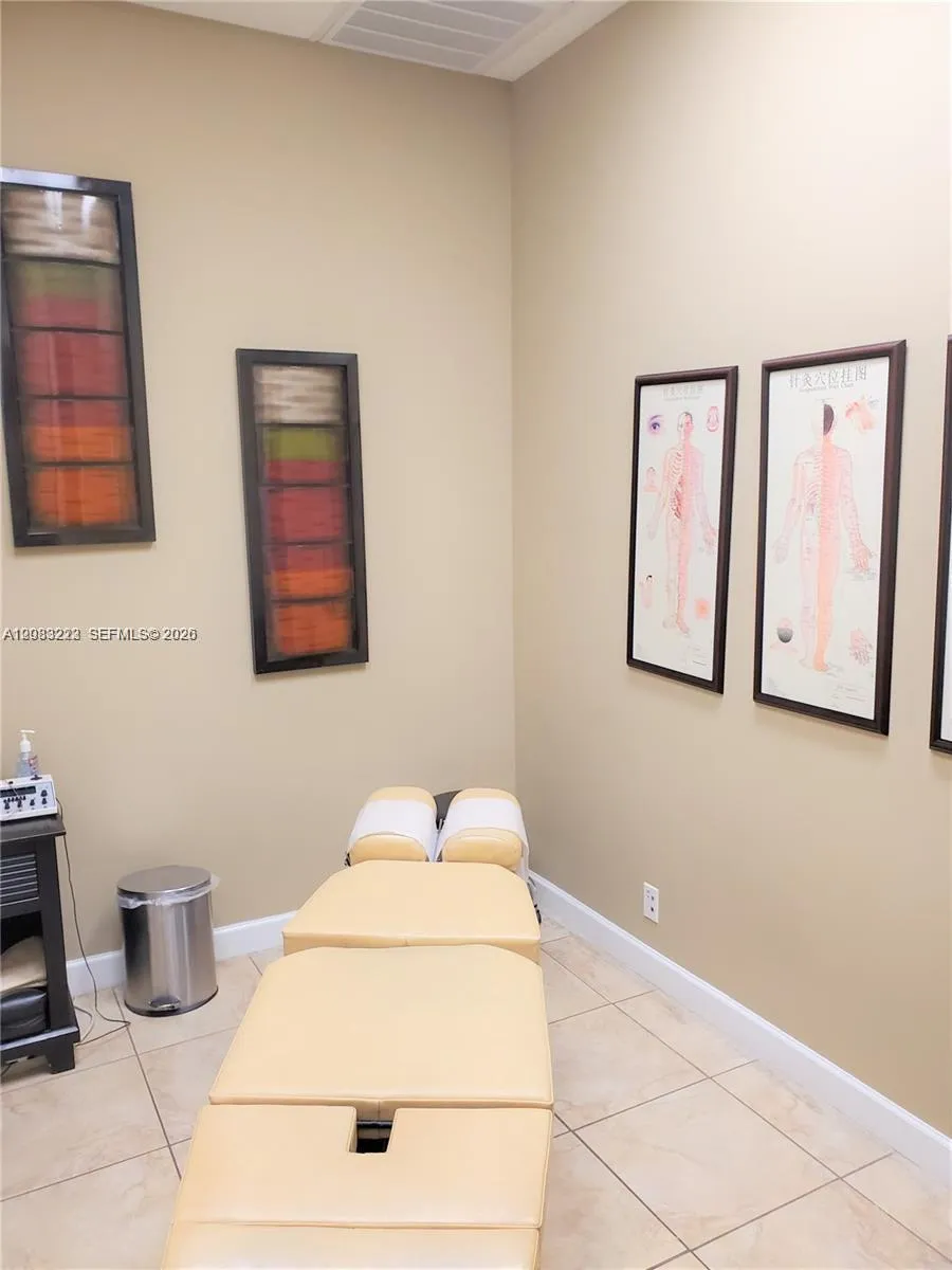 2751 Executive Park Dr #202 Weston, FL 33331