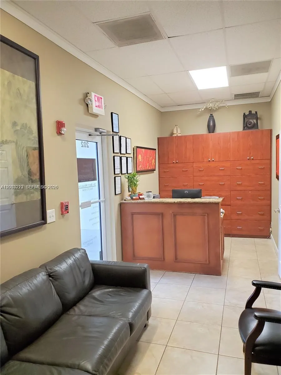 2751 Executive Park Dr #202 Weston, FL 33331