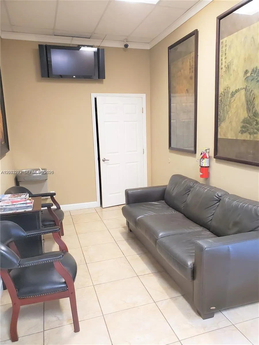 2751 Executive Park Dr #202 Weston, FL 33331
